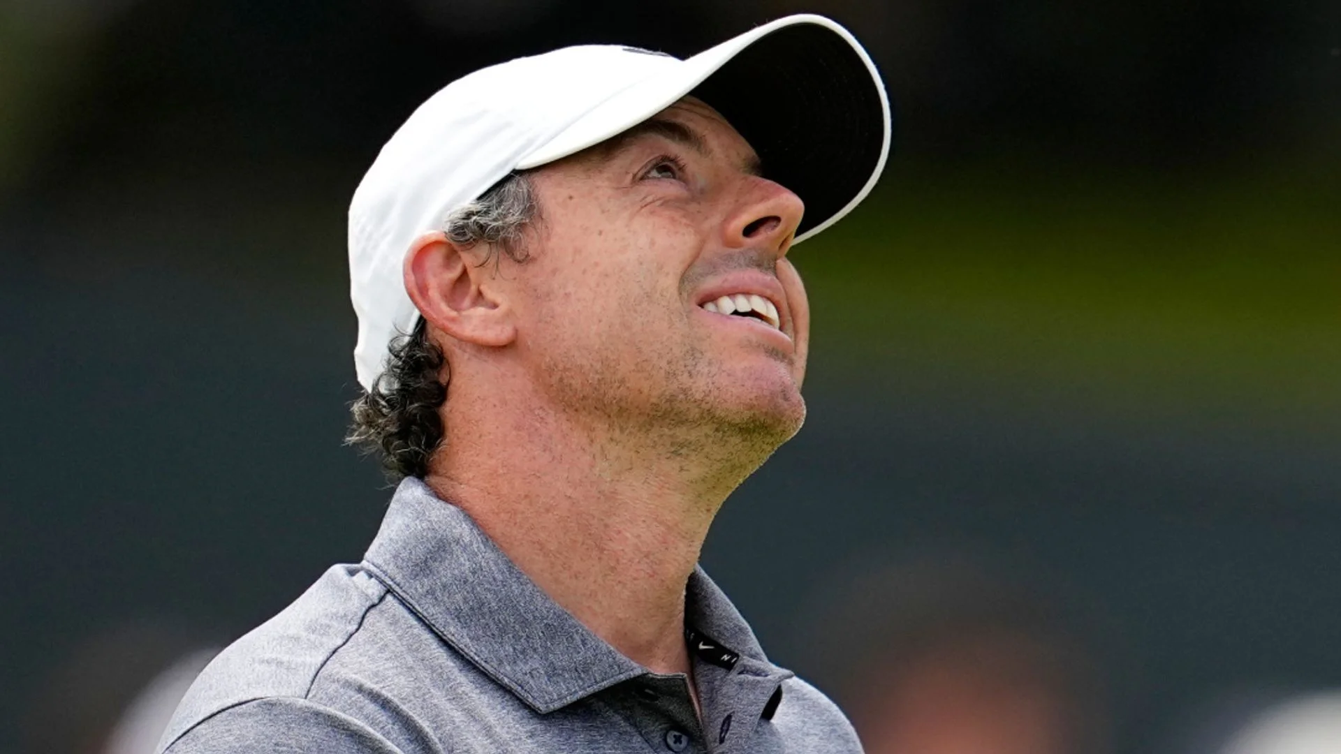 Clark holds big US Open lead as McIlroy makes back-nine stumble